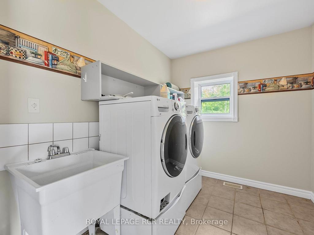 









281


Scarlett

Line,
Oro-Medonte,




ON
L0L 1V0

