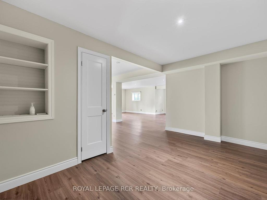 









281


Scarlett

Line,
Oro-Medonte,




ON
L0L 1V0

