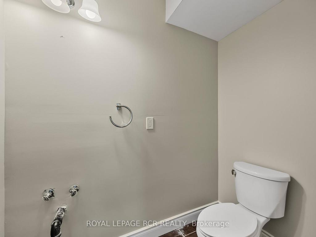 









281


Scarlett

Line,
Oro-Medonte,




ON
L0L 1V0

