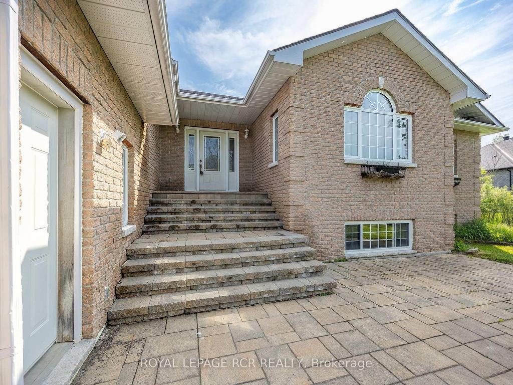 









281


Scarlett

Line,
Oro-Medonte,




ON
L0L 1V0

