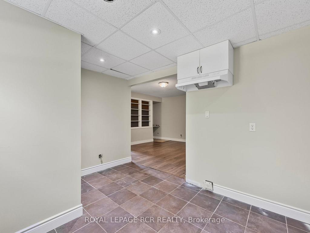 









281


Scarlett

Line,
Oro-Medonte,




ON
L0L 1V0

