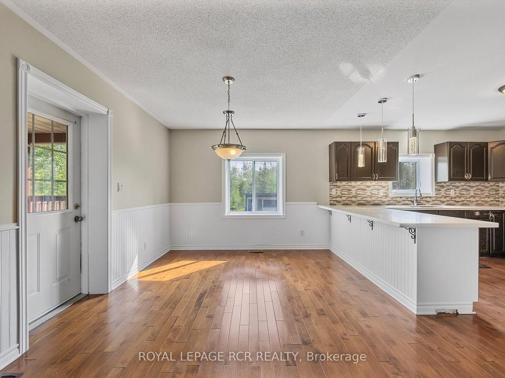 









281


Scarlett

Line,
Oro-Medonte,




ON
L0L 1V0

