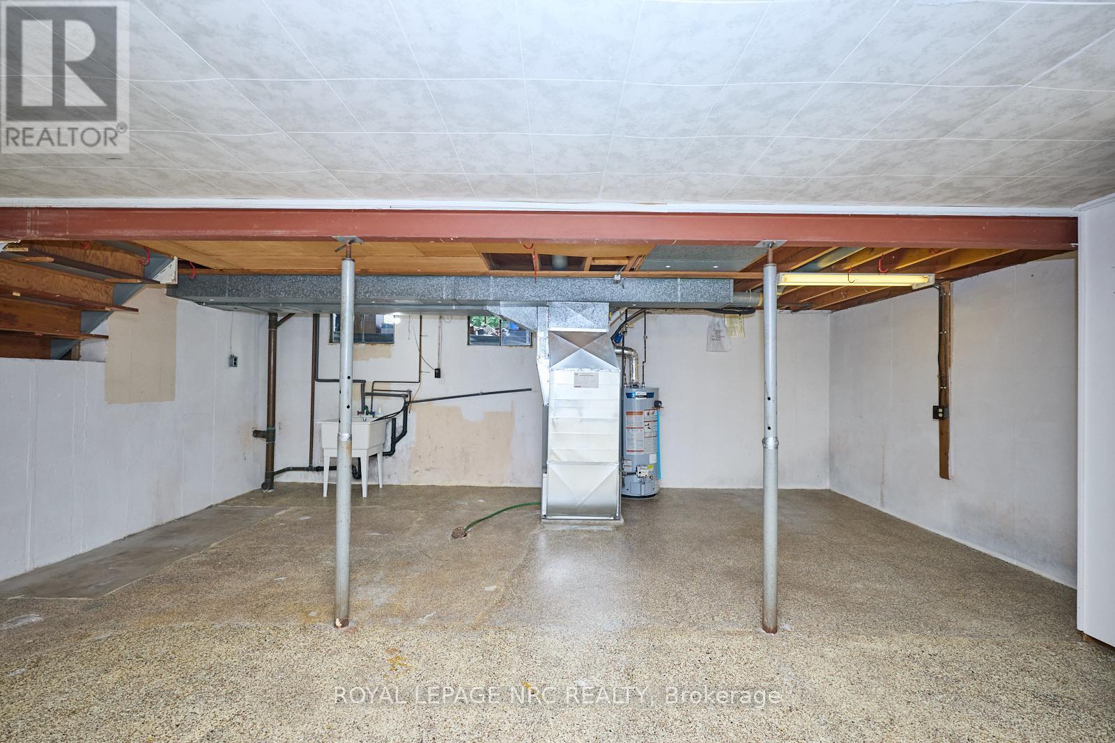 












4682 PINEDALE DRIVE

,
Niagara Falls (Morrison),




Ontario
L2E6M8

