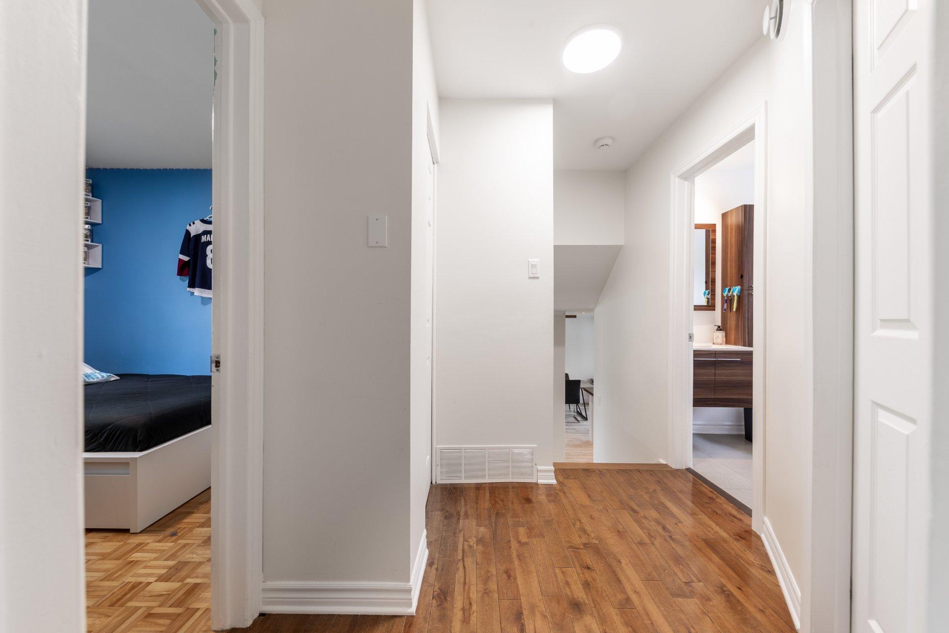 









244


Rue Liébert

,
Repentigny (Repentigny),




QC
J6A2P5

