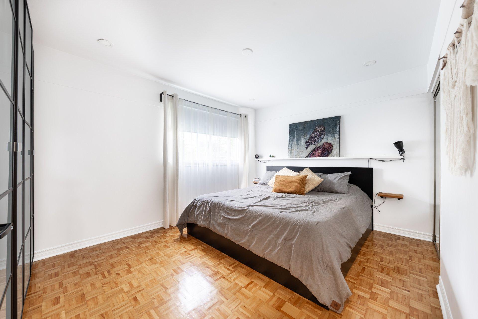 









244


Rue Liébert

,
Repentigny (Repentigny),




QC
J6A2P5

