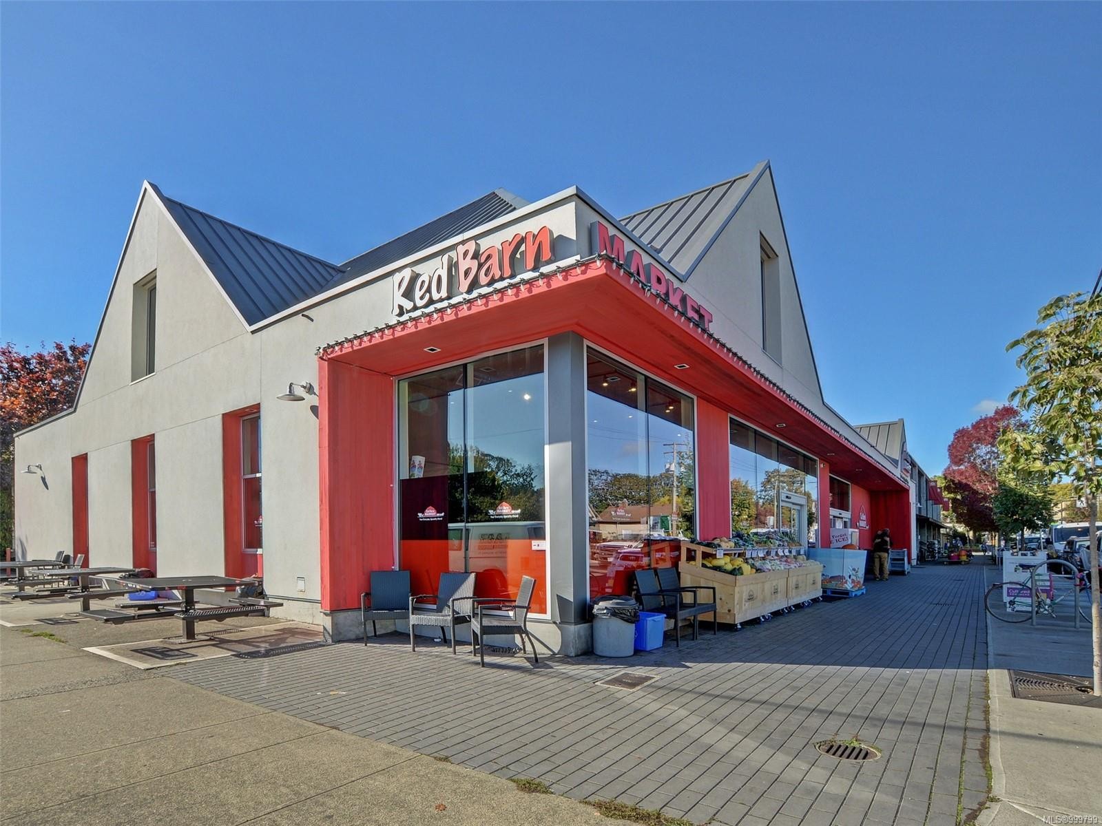 









1745


Leighton

Rd, 308,
Victoria,




BC
V8R 6R6

