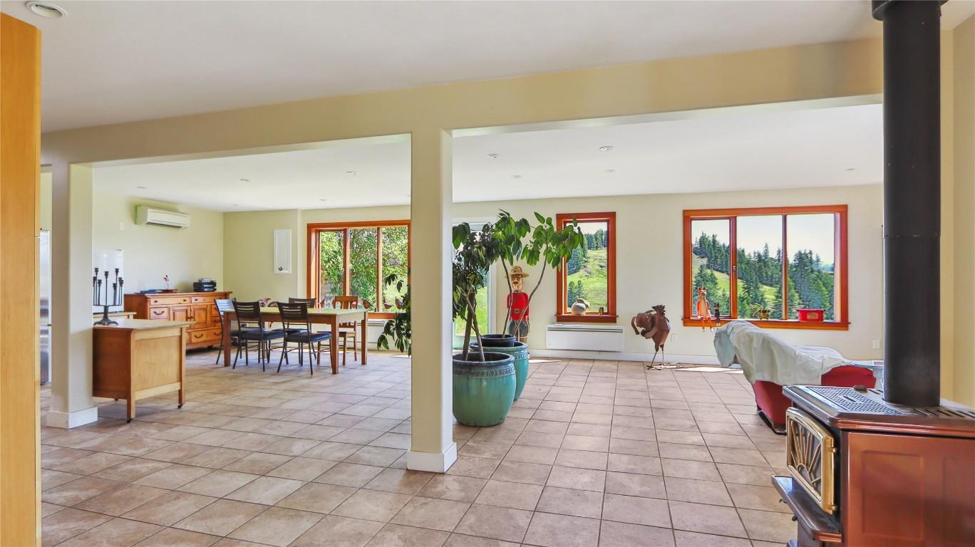 









4690


Hwy 3

,
Rock Creek,




BC
V0H 1Y0

