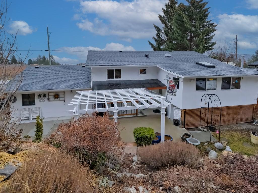 









5882


Victoria

Street,
Peachland,




BC
V0X 1X4

