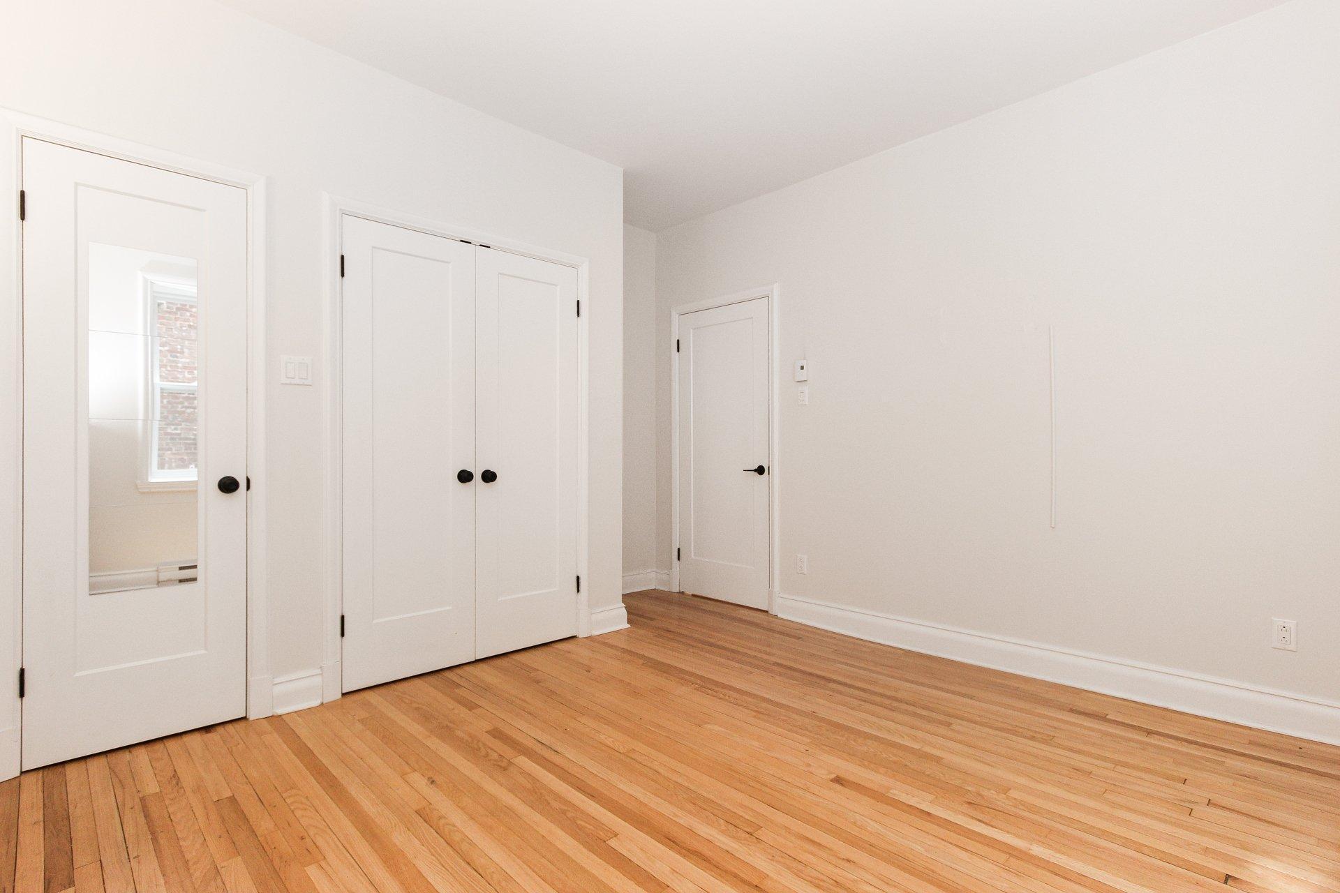 









6874


Rue Sherbrooke O.

, 4,
Montréal (Côte-des-Neiges/Notre-Dame-de-Grâce),




QC
H4B1P7

