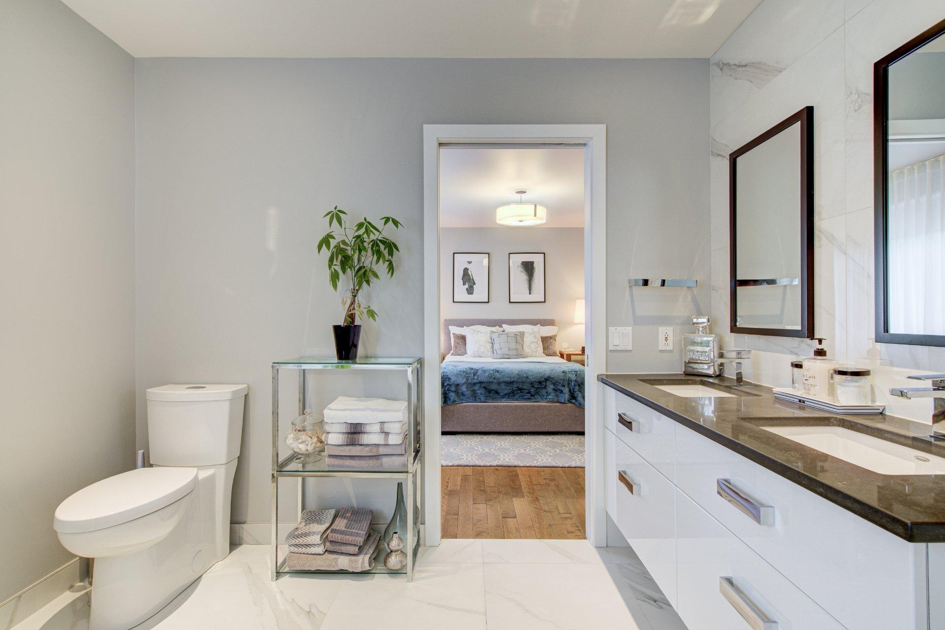 









937


Rue De La Richardière

,
Boucherville,




QC
J4B7S2

