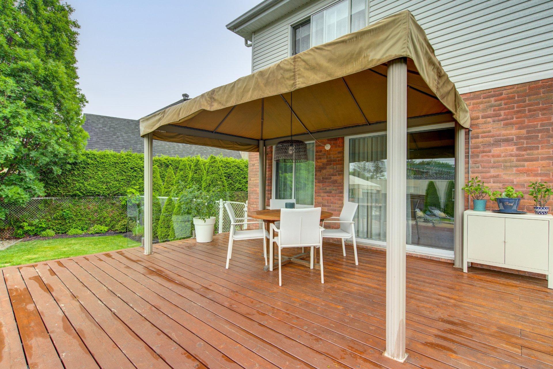 









937


Rue De La Richardière

,
Boucherville,




QC
J4B7S2

