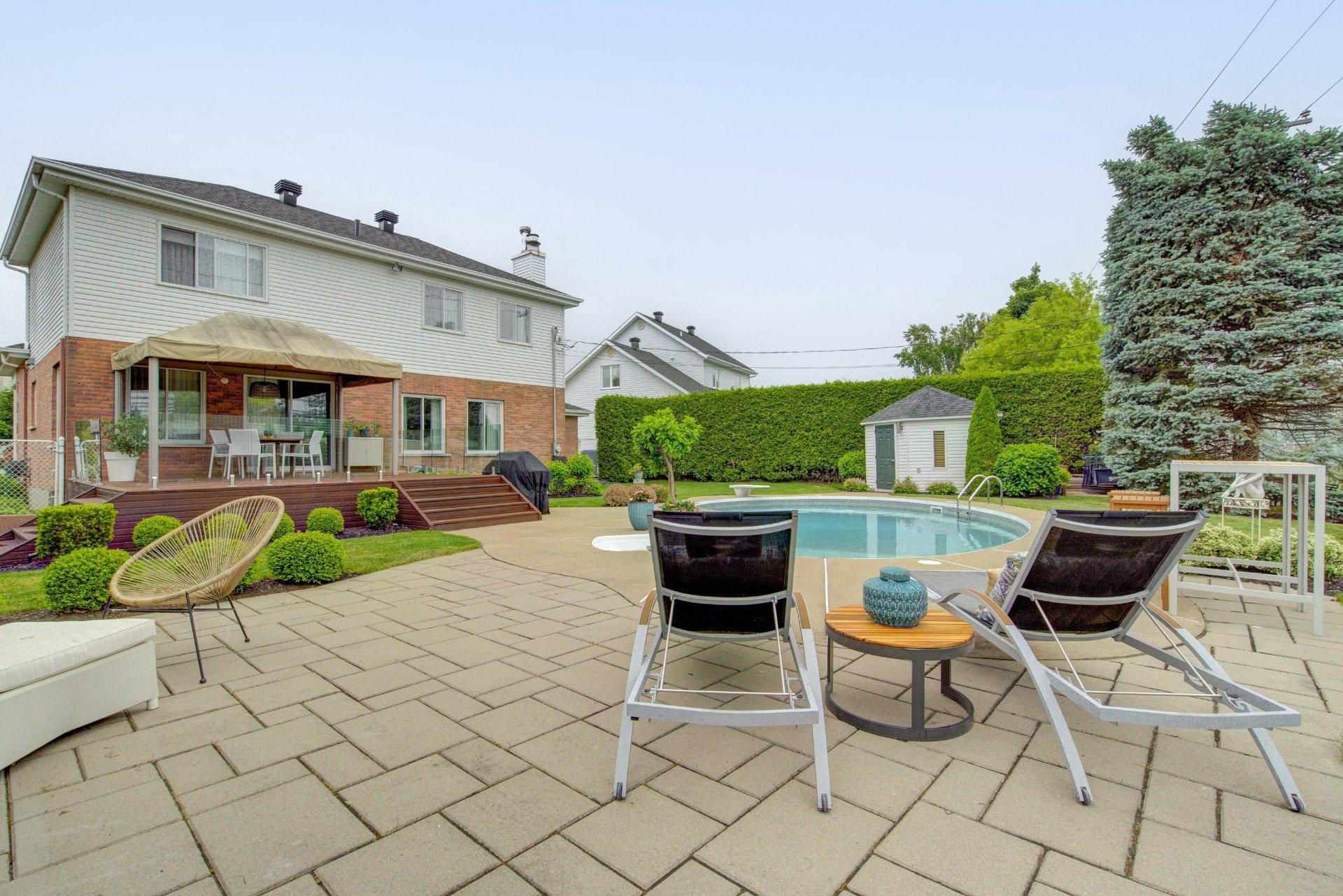 









937


Rue De La Richardière

,
Boucherville,




QC
J4B7S2


