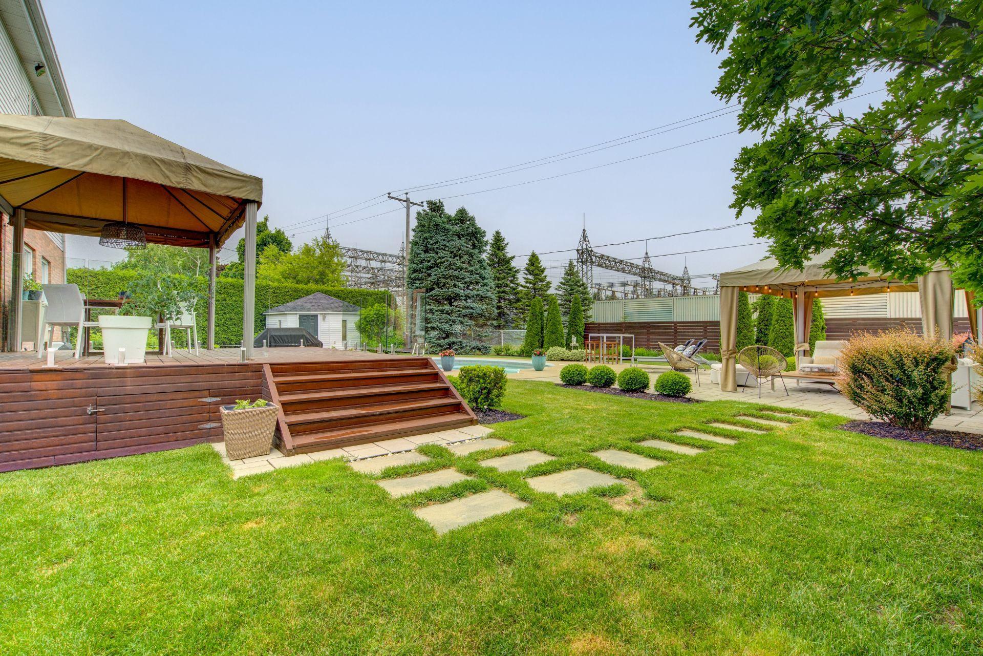 









937


Rue De La Richardière

,
Boucherville,




QC
J4B7S2


