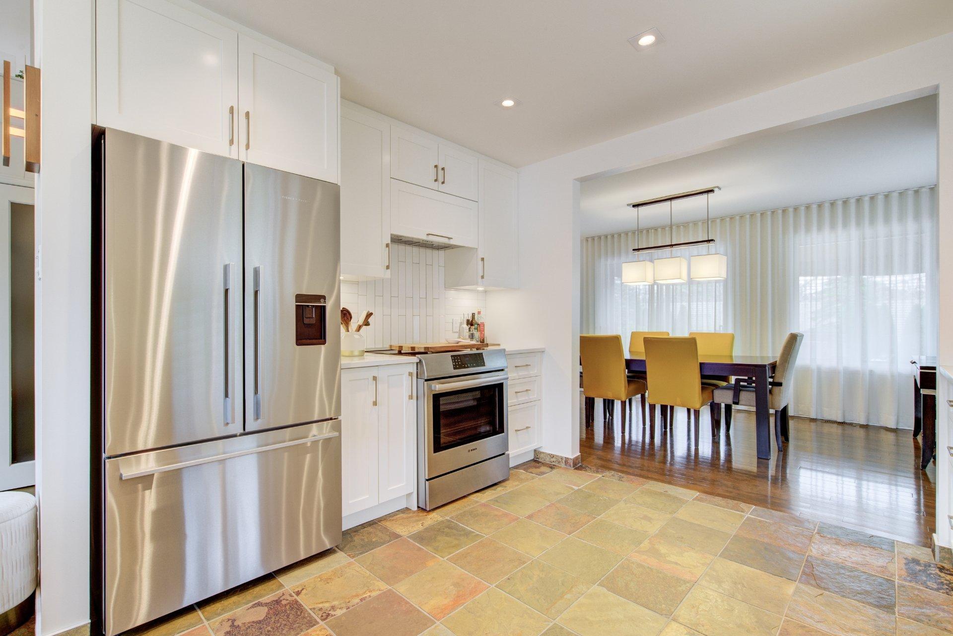 









937


Rue De La Richardière

,
Boucherville,




QC
J4B7S2

