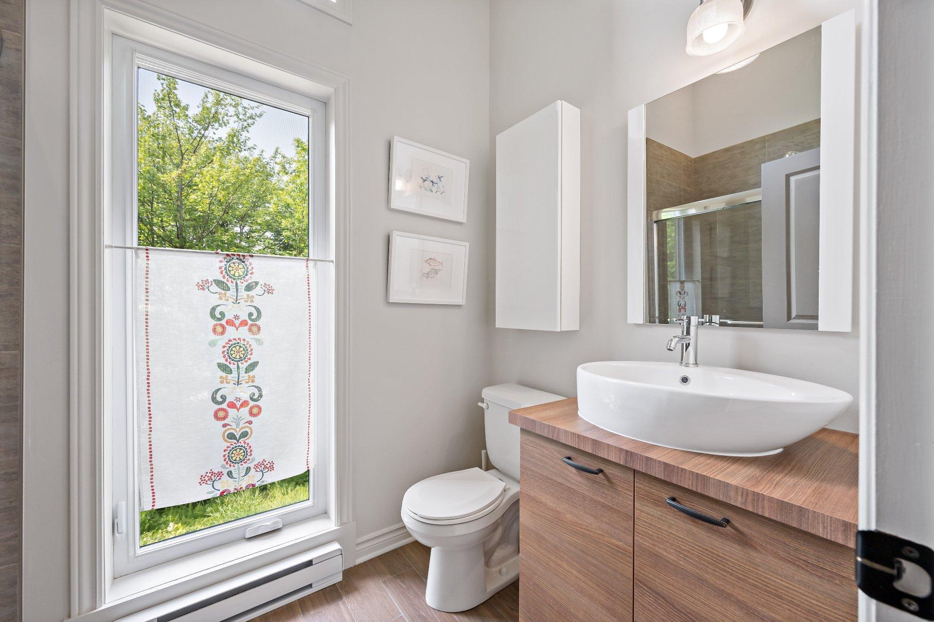 









19


Imp. du Cerf

,
Lac-Supérieur,




QC
J0T1J0

