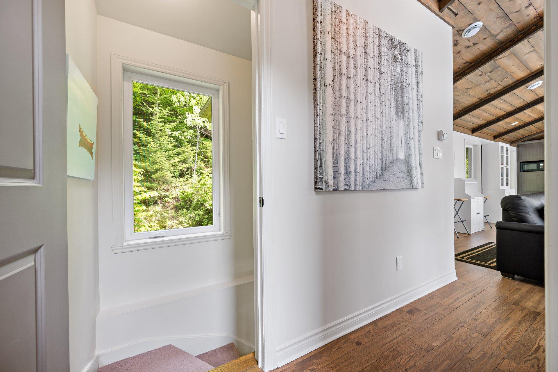 









19


Imp. du Cerf

,
Lac-Supérieur,




QC
J0T1J0

