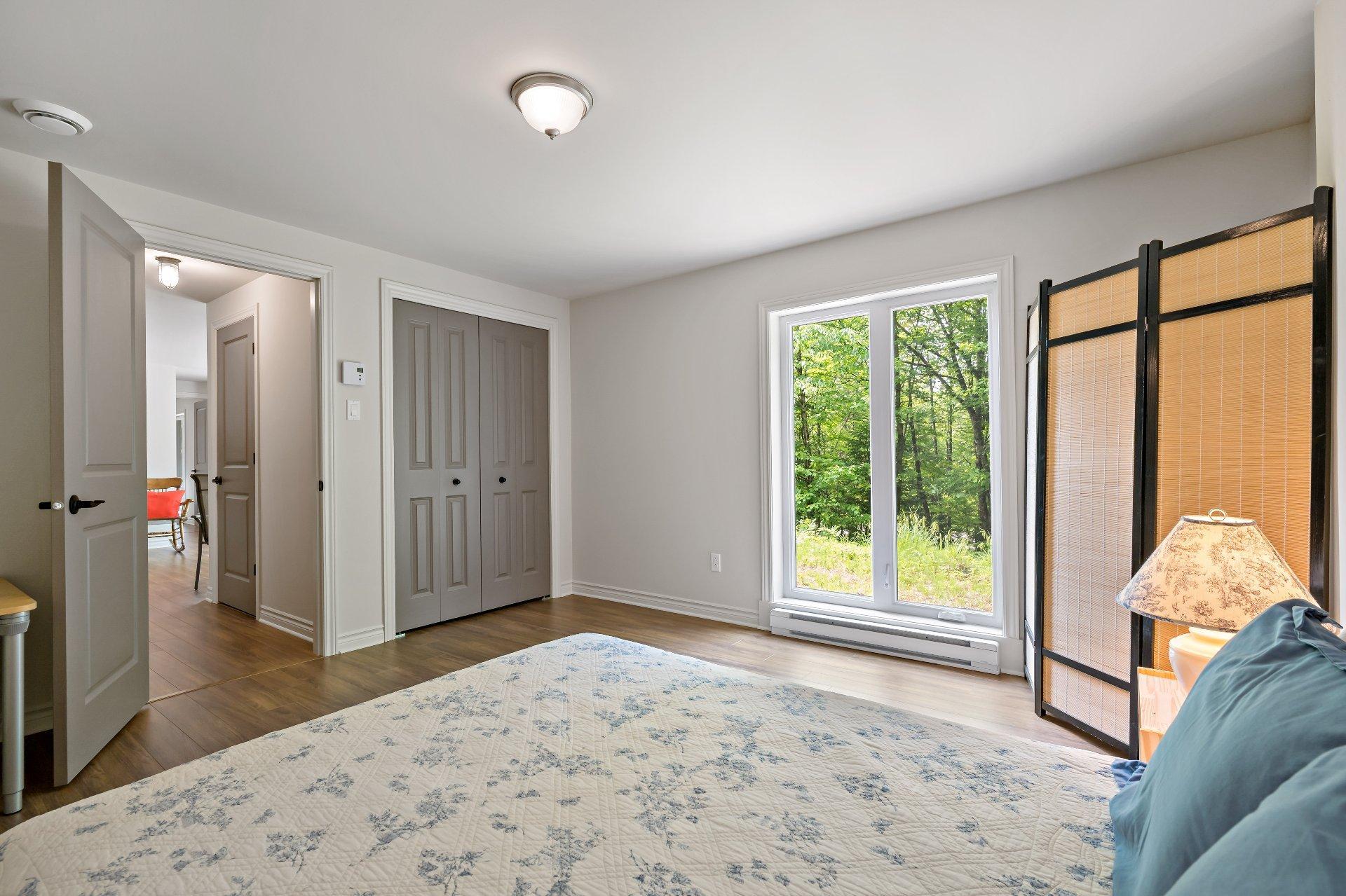 









19


Imp. du Cerf

,
Lac-Supérieur,




QC
J0T1J0

