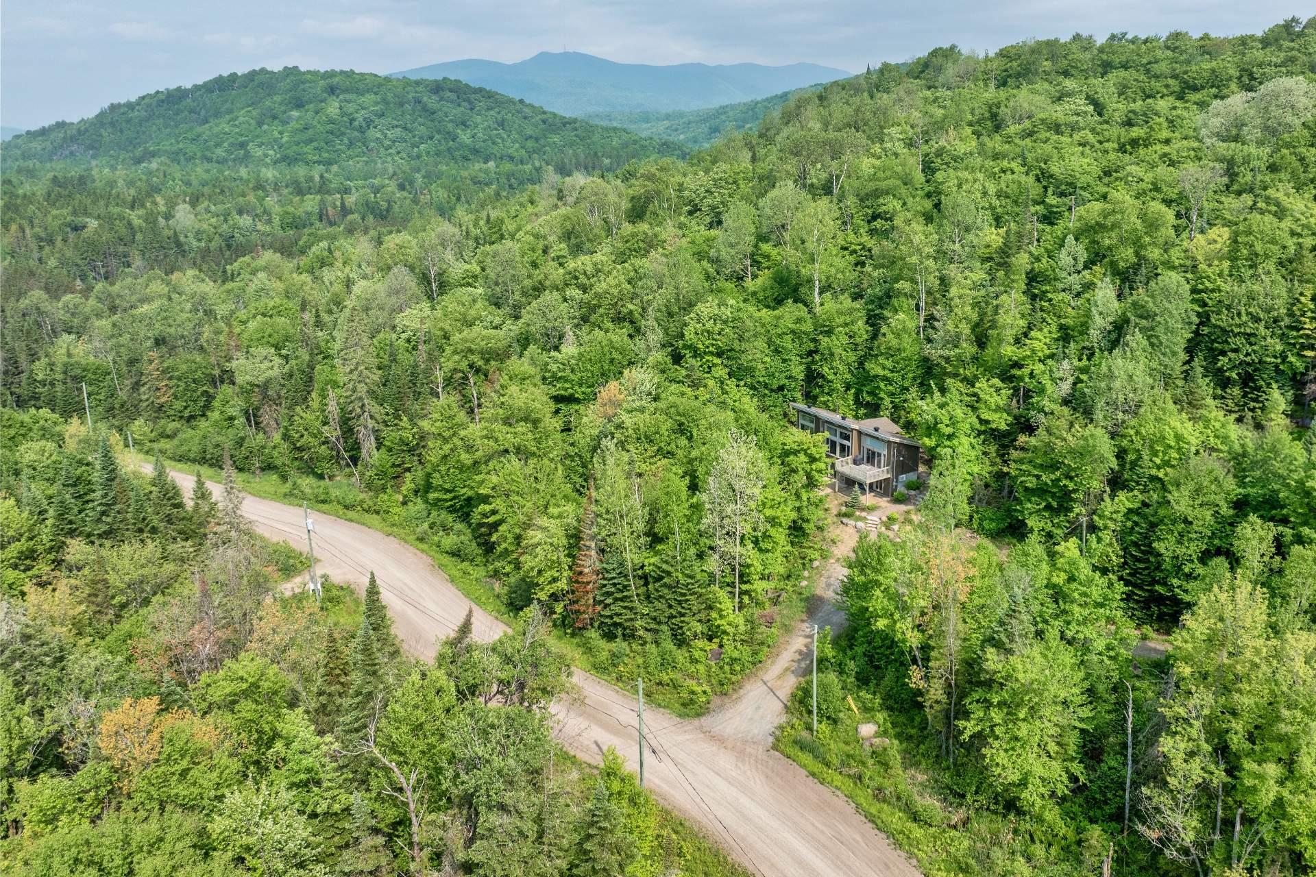 









19


Imp. du Cerf

,
Lac-Supérieur,




QC
J0T1J0

