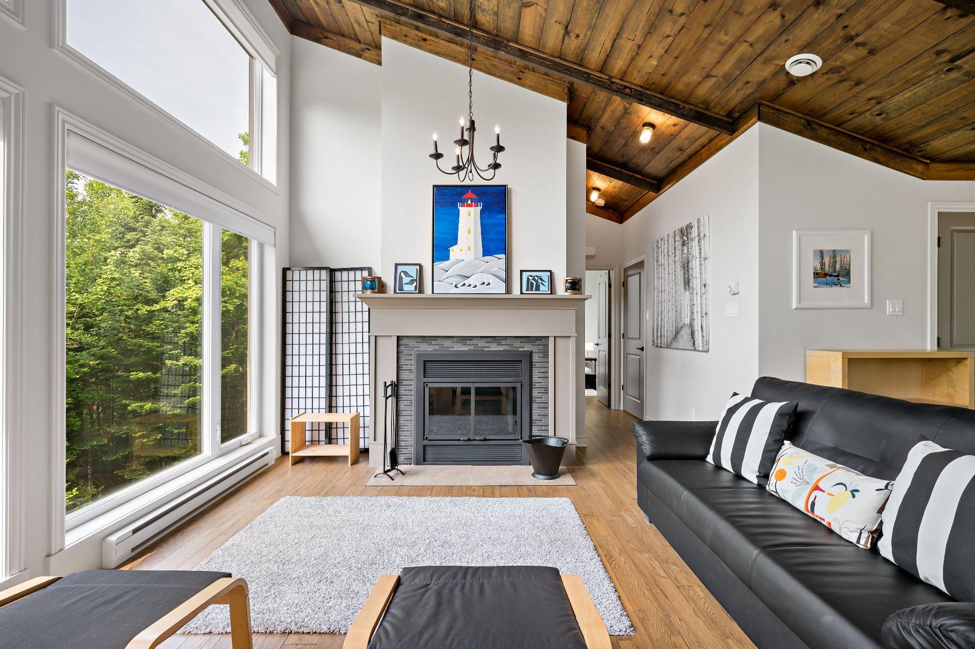 









19


Imp. du Cerf

,
Lac-Supérieur,




QC
J0T1J0

