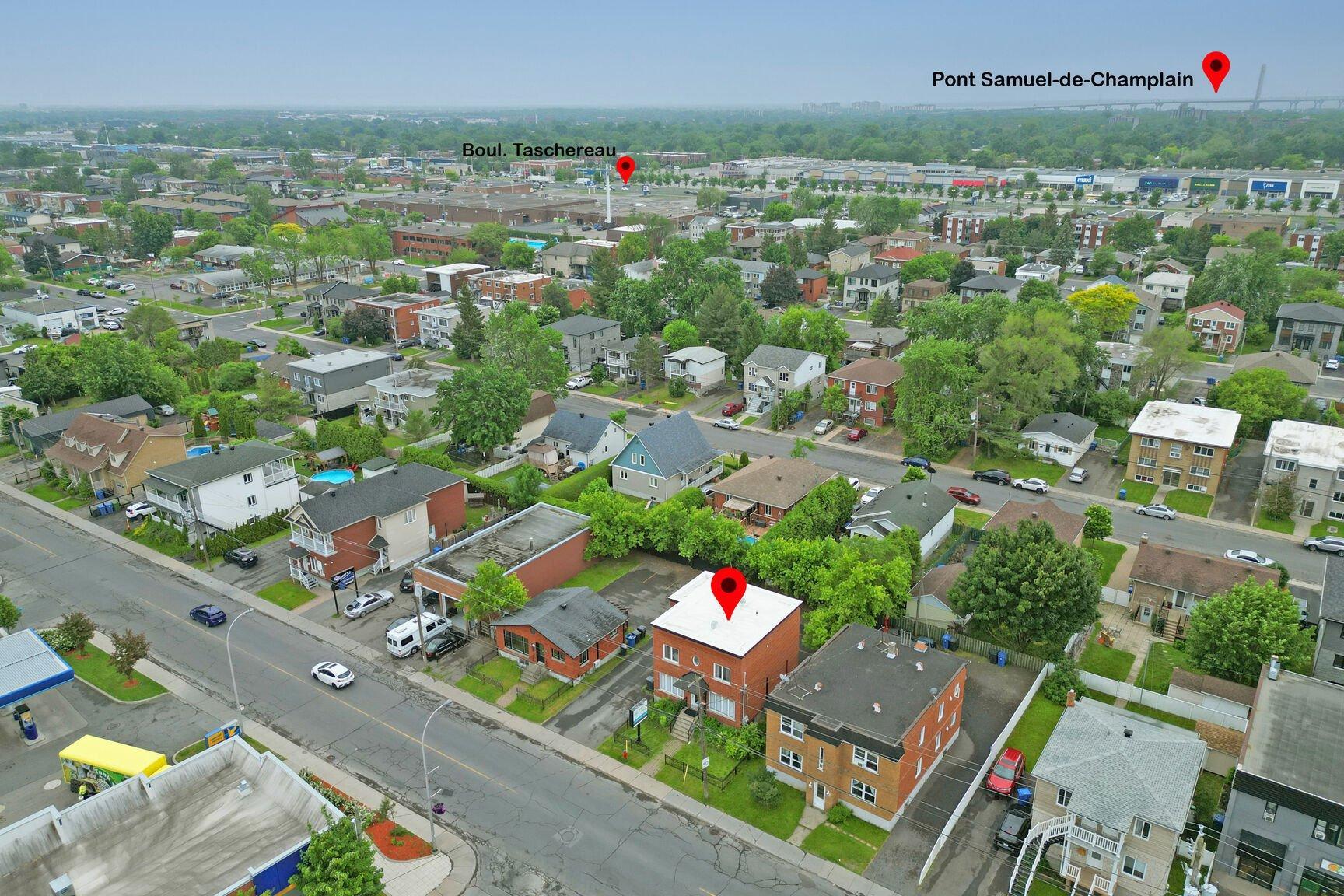 









3390


Grande Allée

,
Longueuil (Saint-Hubert),




QC
J4T2T1

