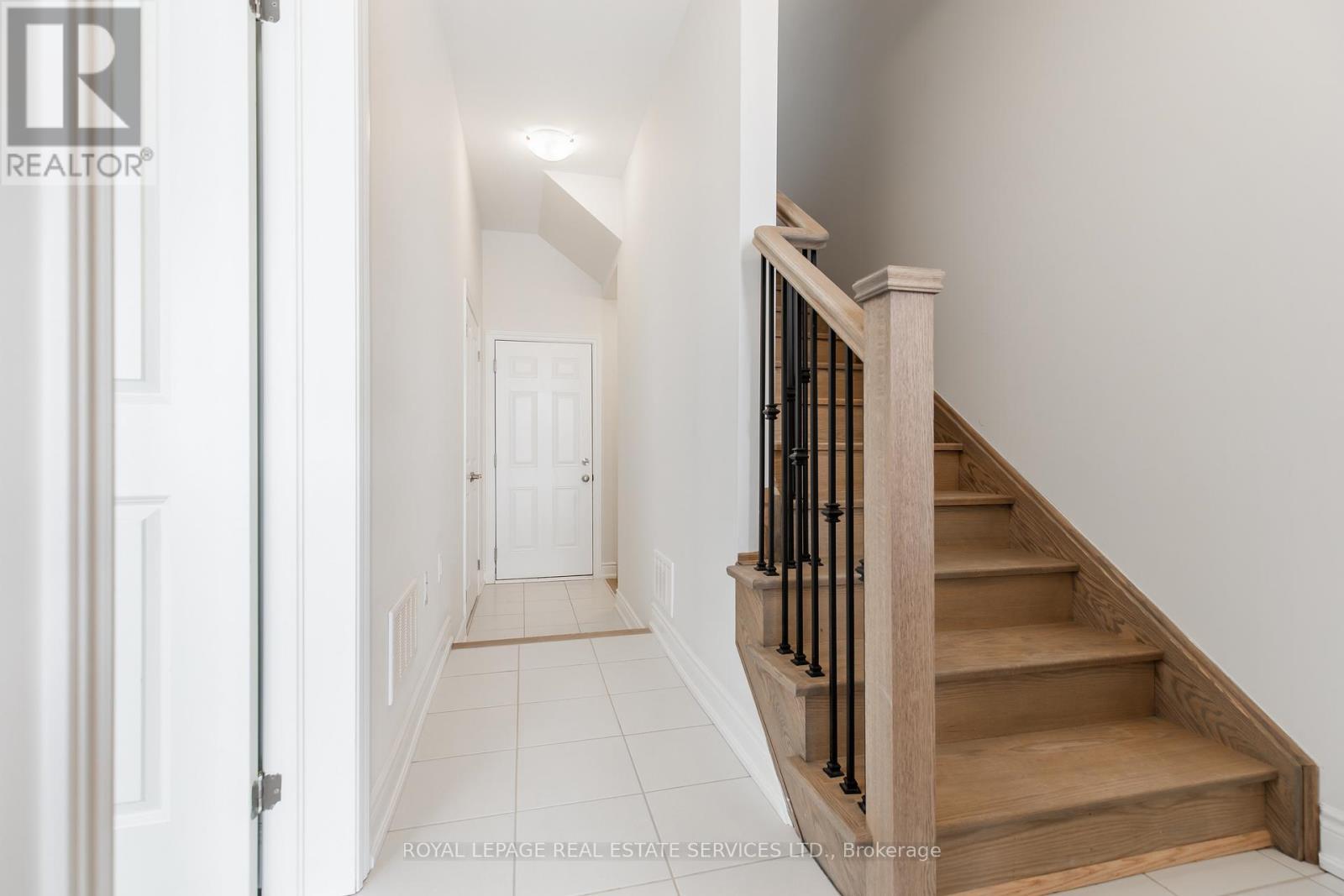 












3271 SIXTH LINE

,
Oakville,




Ontario
L6H0V9

