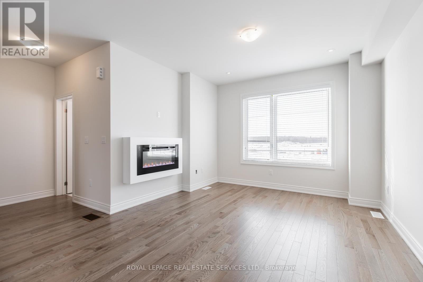 












3271 SIXTH LINE

,
Oakville,




Ontario
L6H0V9


