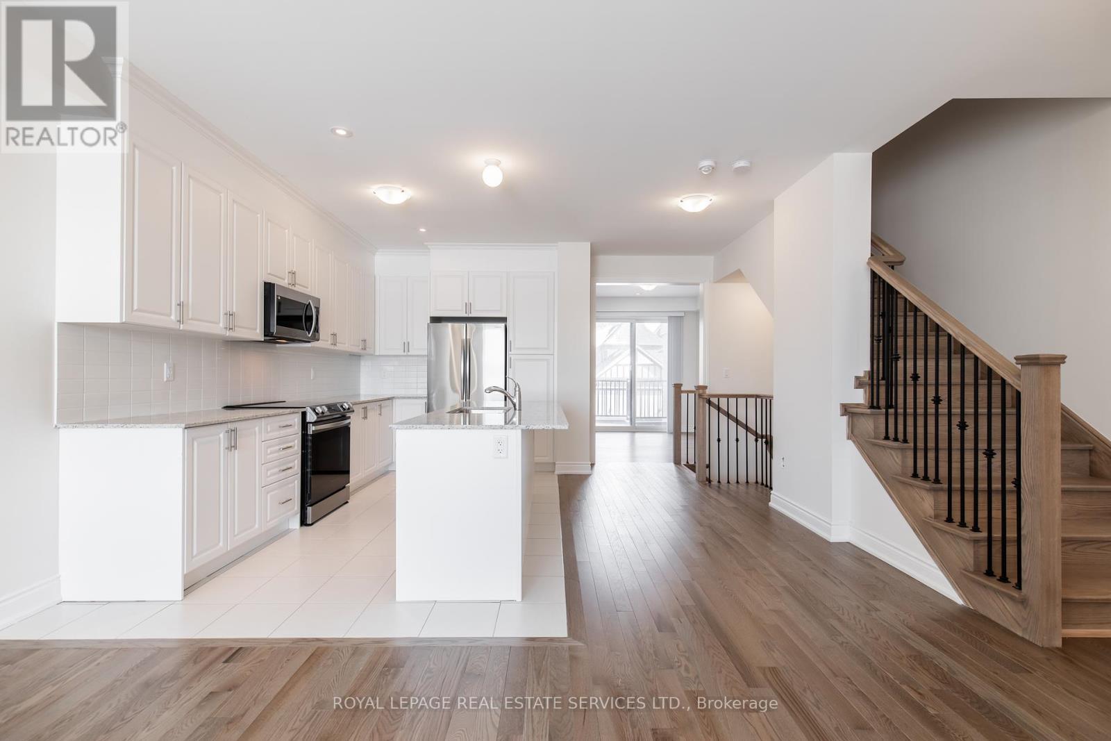 












3271 SIXTH LINE

,
Oakville,




Ontario
L6H0V9

