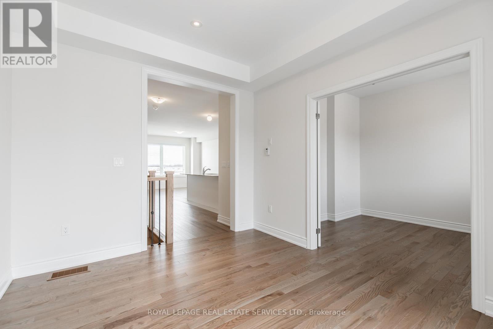 












3271 SIXTH LINE

,
Oakville,




Ontario
L6H0V9

