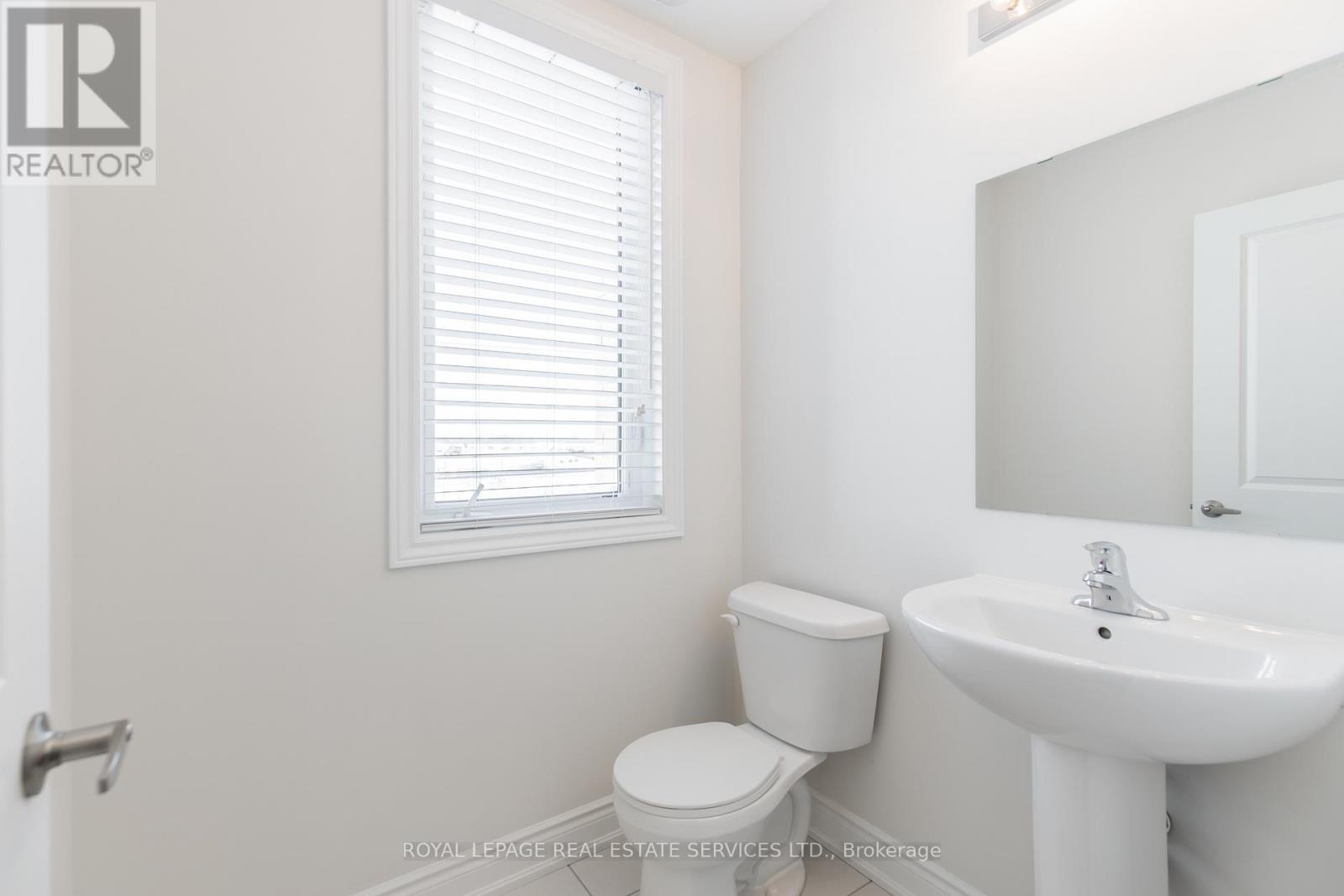 












3271 SIXTH LINE

,
Oakville,




Ontario
L6H0V9

