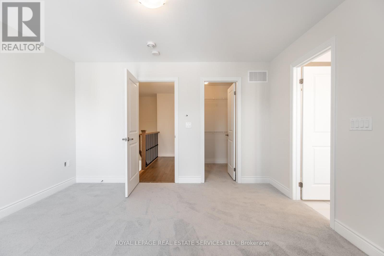












3271 SIXTH LINE

,
Oakville,




Ontario
L6H0V9

