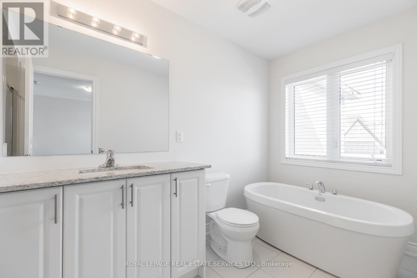 












3271 SIXTH LINE

,
Oakville,




Ontario
L6H0V9

