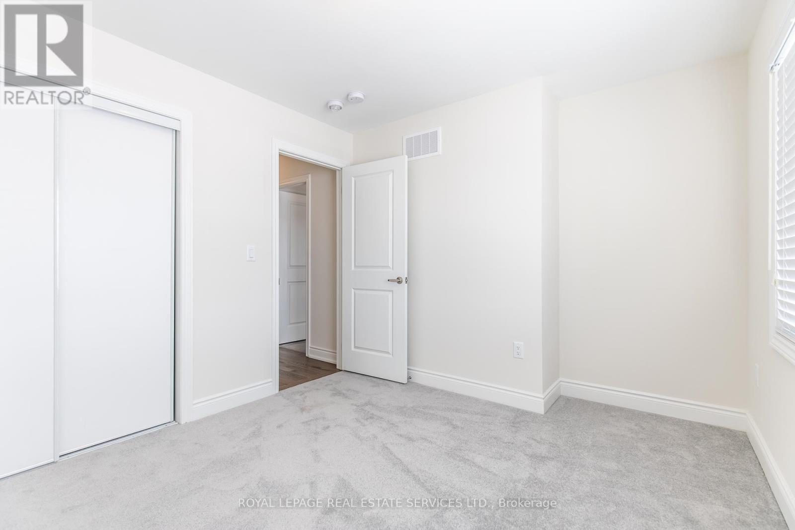 












3271 SIXTH LINE

,
Oakville,




Ontario
L6H0V9

