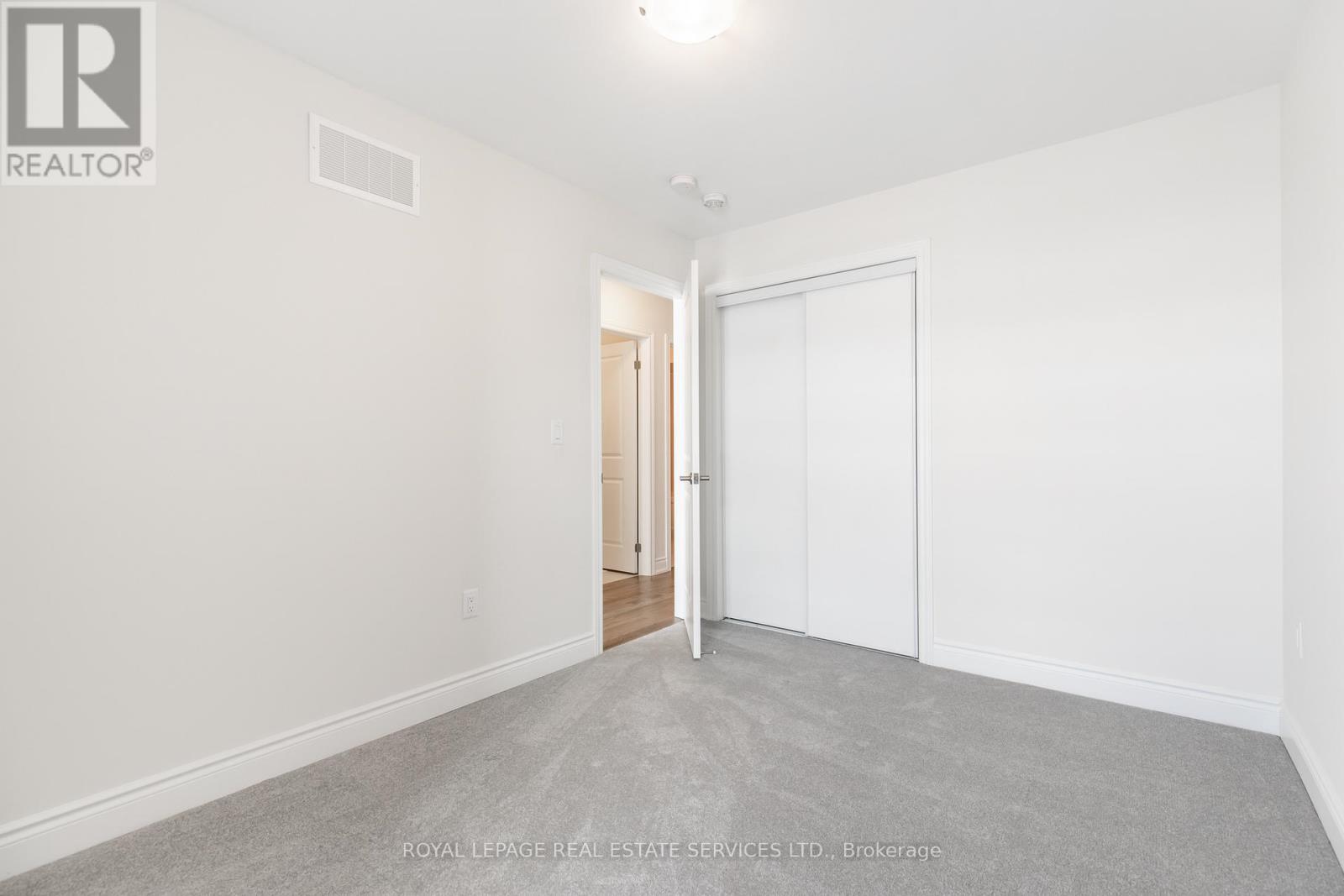 












3271 SIXTH LINE

,
Oakville,




Ontario
L6H0V9

