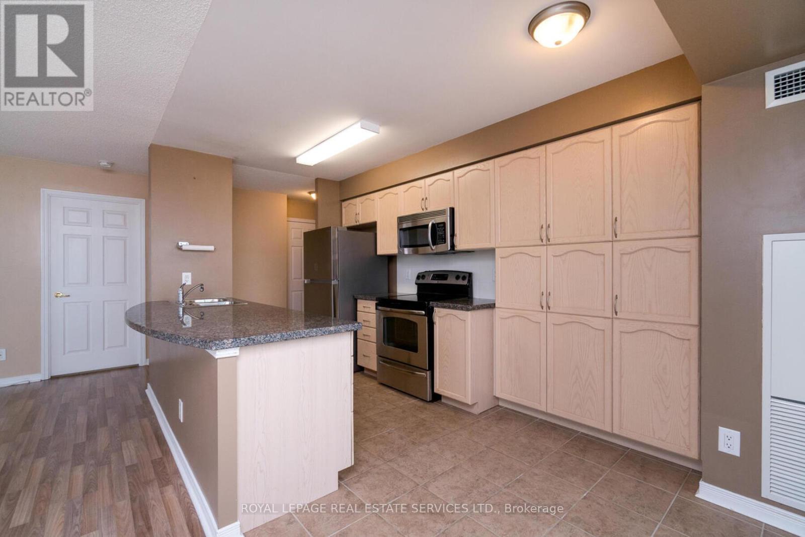 












704 - 4850 GLEN ERIN DRIVE

,
Mississauga,




Ontario
L5M7S1

