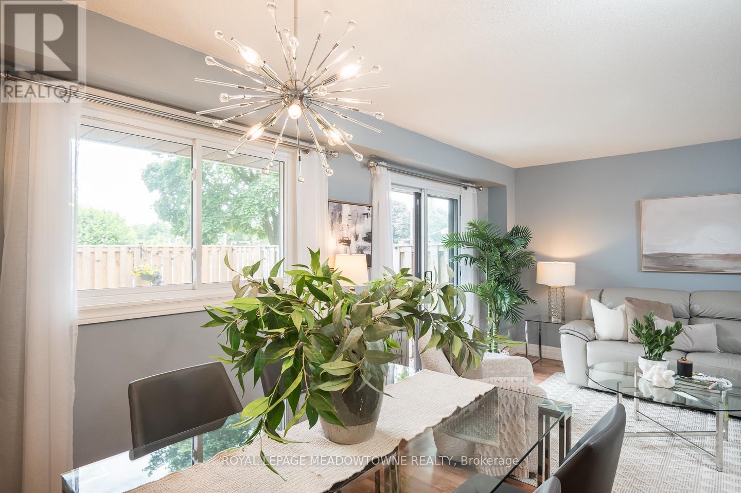 












92 - 7430 COPENHAGEN ROAD

,
Mississauga,




Ontario
L5N2C4

