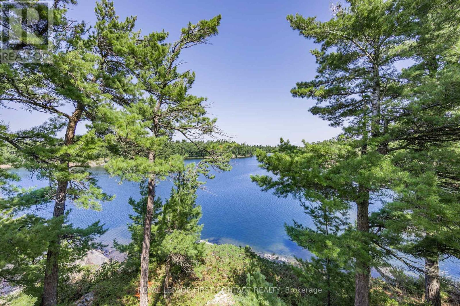 












B-209 LUMSDEN ISLAND W

,
The Archipelago,




Ontario
P2A2N9

