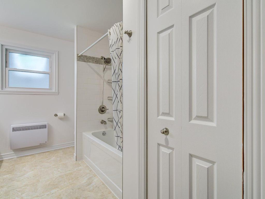 









28


Rue de Lucerne

,
Repentigny (Repentigny),




QC
J6A5B7

