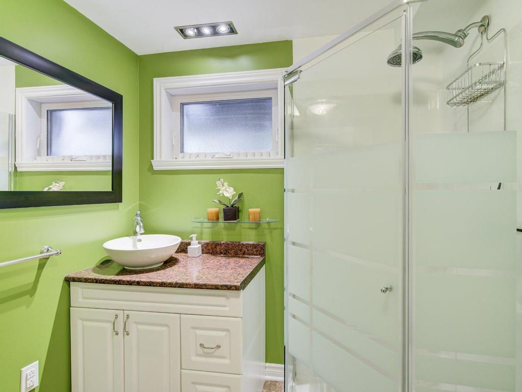 









28


Rue de Lucerne

,
Repentigny (Repentigny),




QC
J6A5B7

