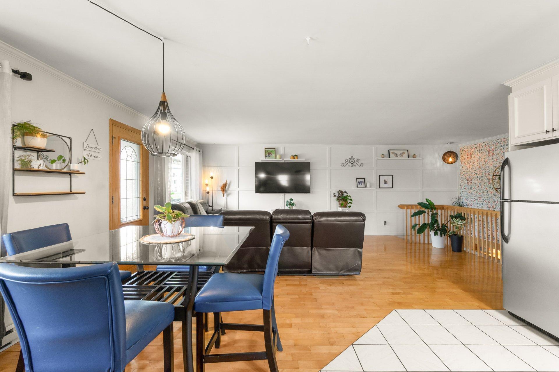 









486


Rue Leclerc

,
Trois-Rivières,




QC
G9B1R4

