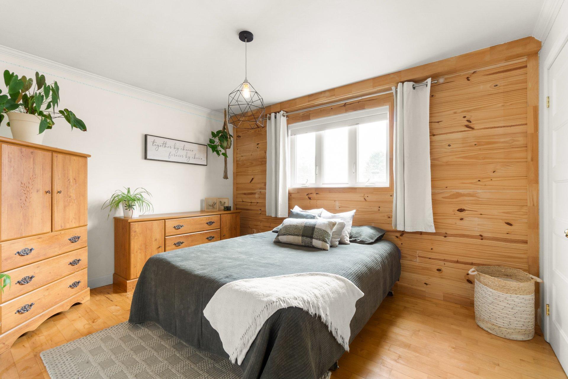 









486


Rue Leclerc

,
Trois-Rivières,




QC
G9B1R4

