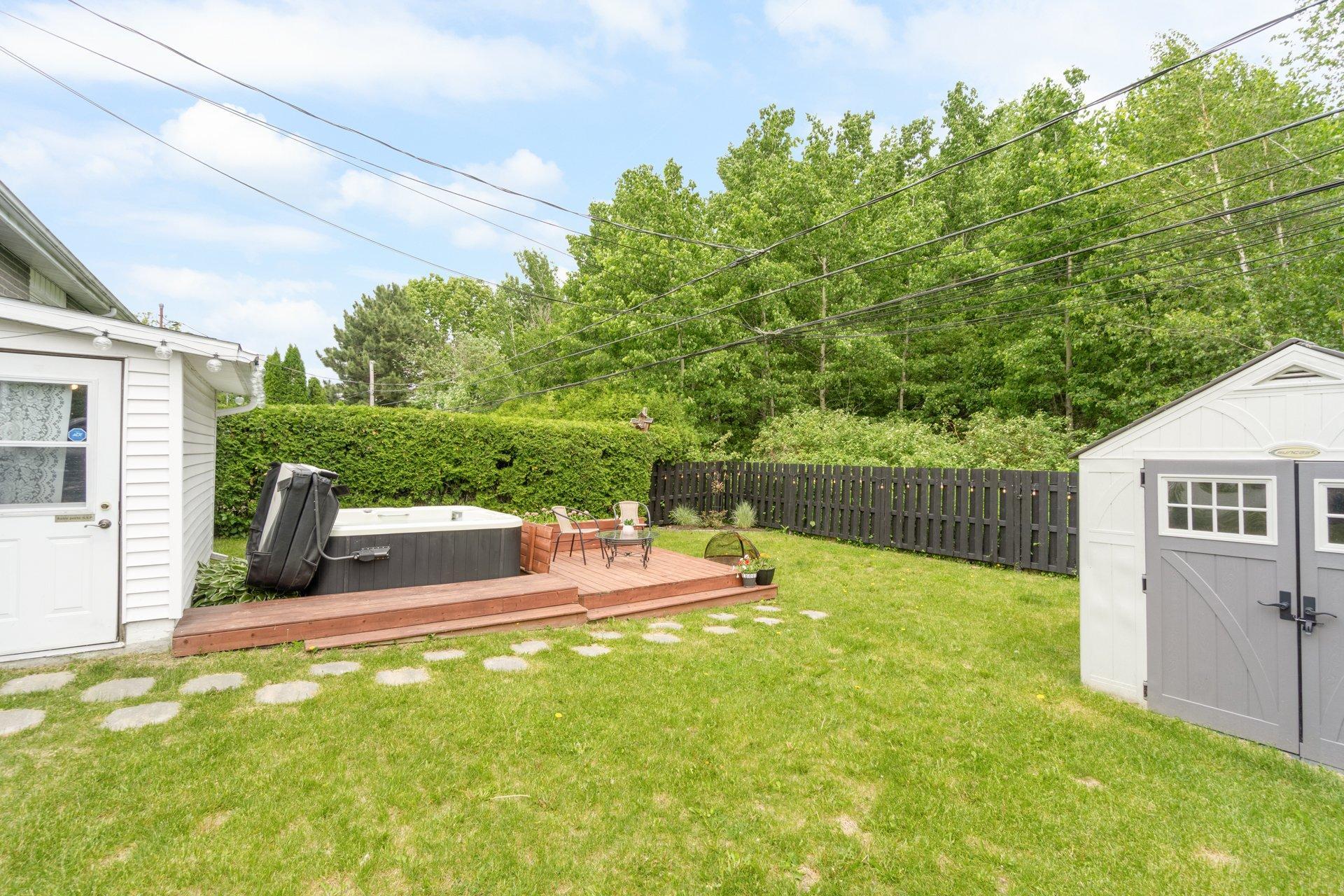 









486


Rue Leclerc

,
Trois-Rivières,




QC
G9B1R4

