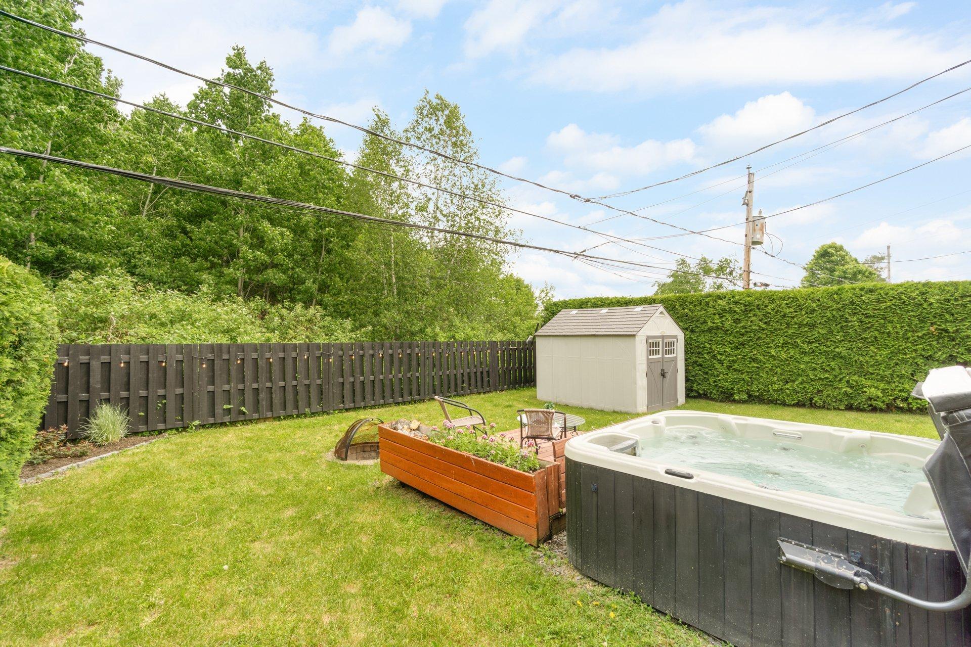 









486


Rue Leclerc

,
Trois-Rivières,




QC
G9B1R4

