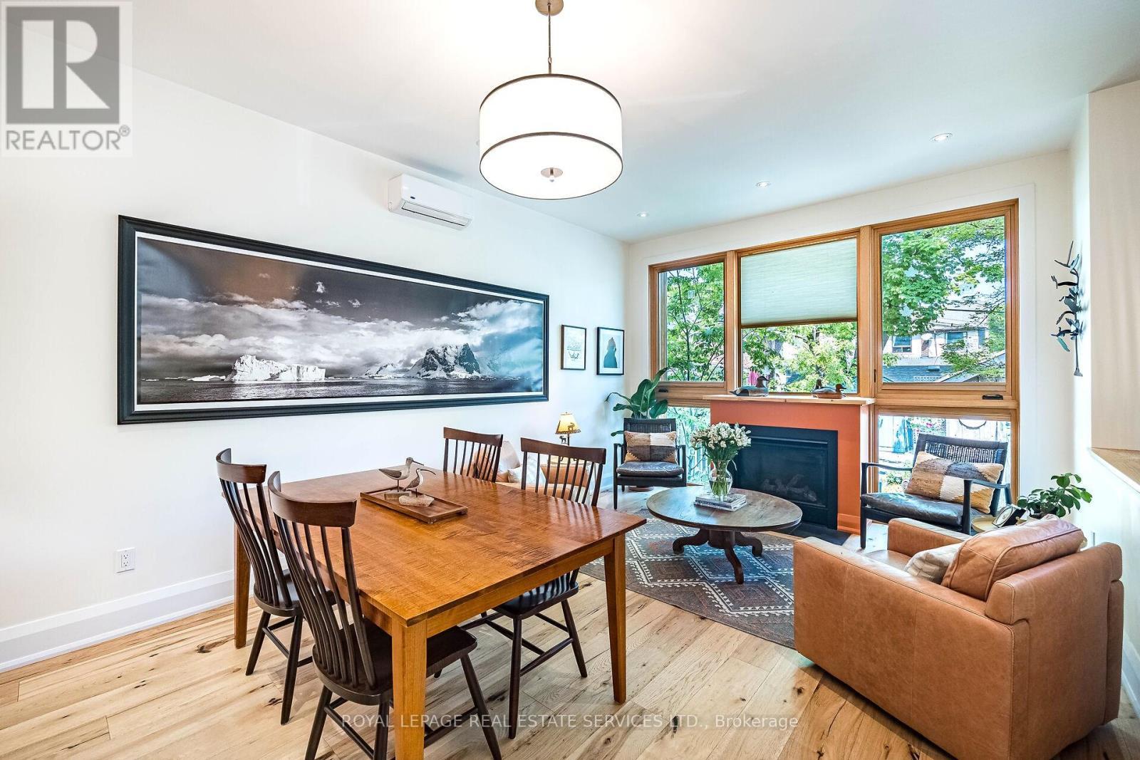 












39 EIGHTH STREET

,
Toronto,




Ontario
M8V3C2


