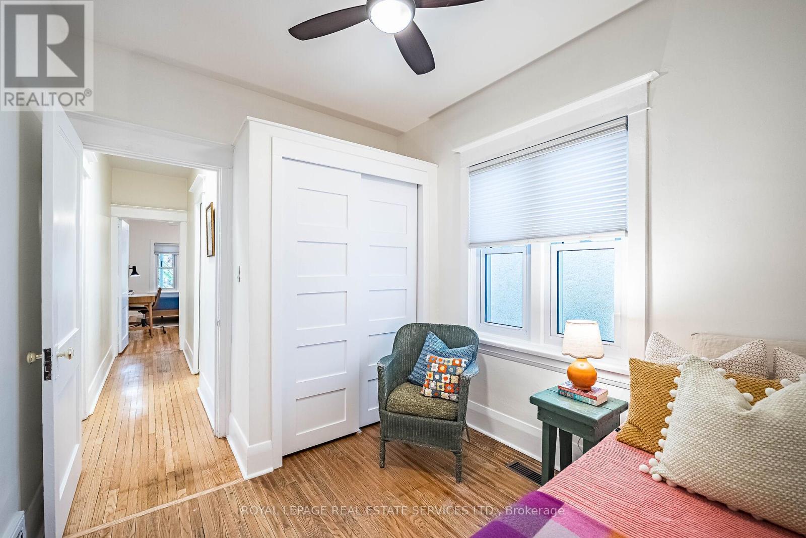 












39 EIGHTH STREET

,
Toronto,




Ontario
M8V3C2

