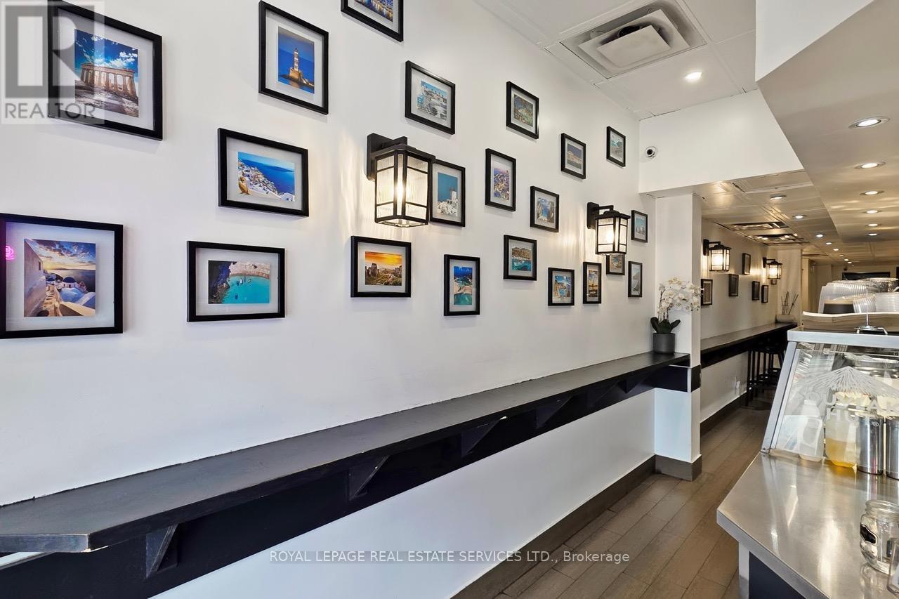 












2184 BLOOR STREET W

,
Toronto,




Ontario
M6S1N3

