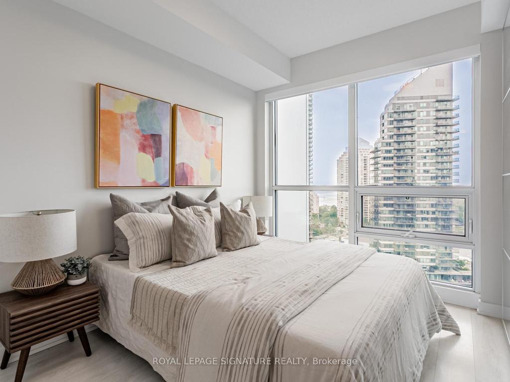









2220


Lakeshore

Boulevard West, 1802,
Toronto,




ON
M8V 0C1

