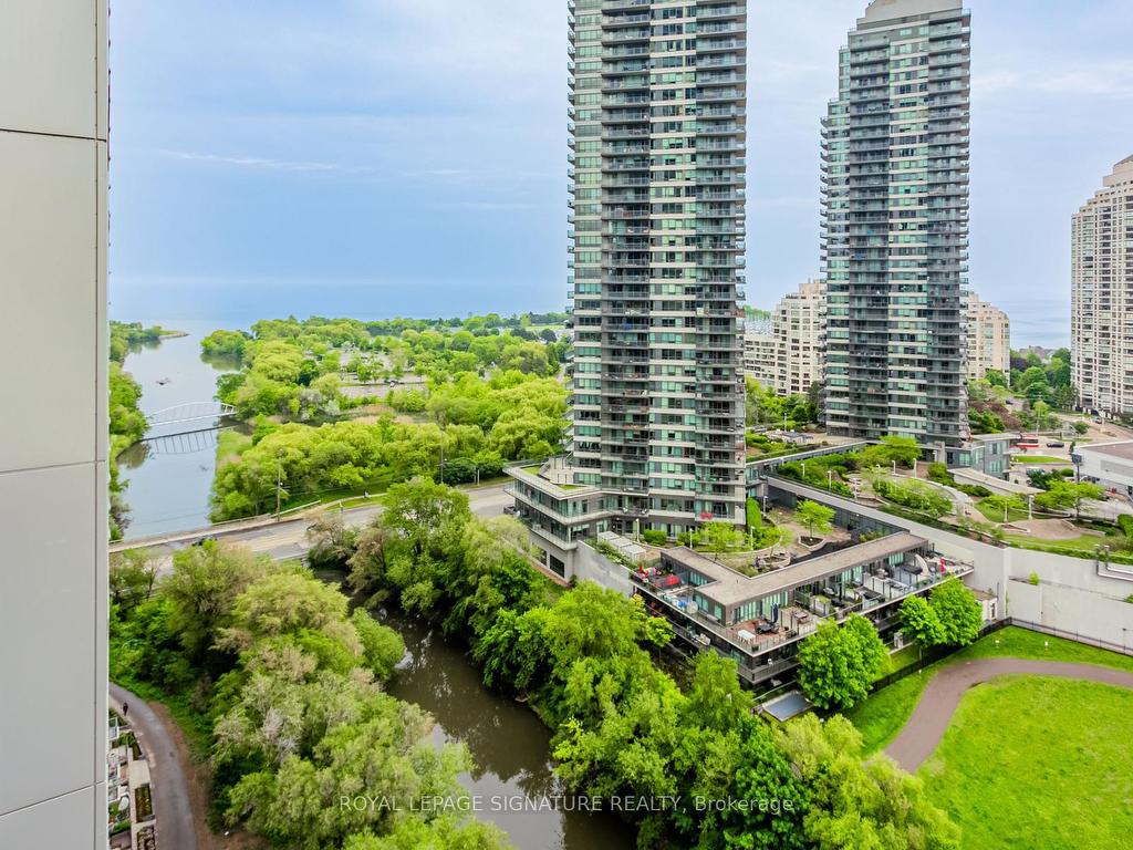 









2220


Lakeshore

Boulevard West, 1802,
Toronto,




ON
M8V 0C1

