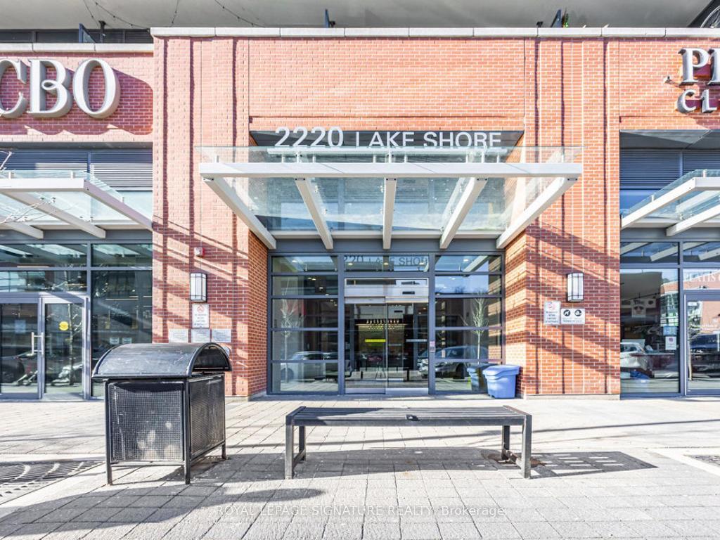 









2220


Lakeshore

Boulevard West, 1802,
Toronto,




ON
M8V 0C1

