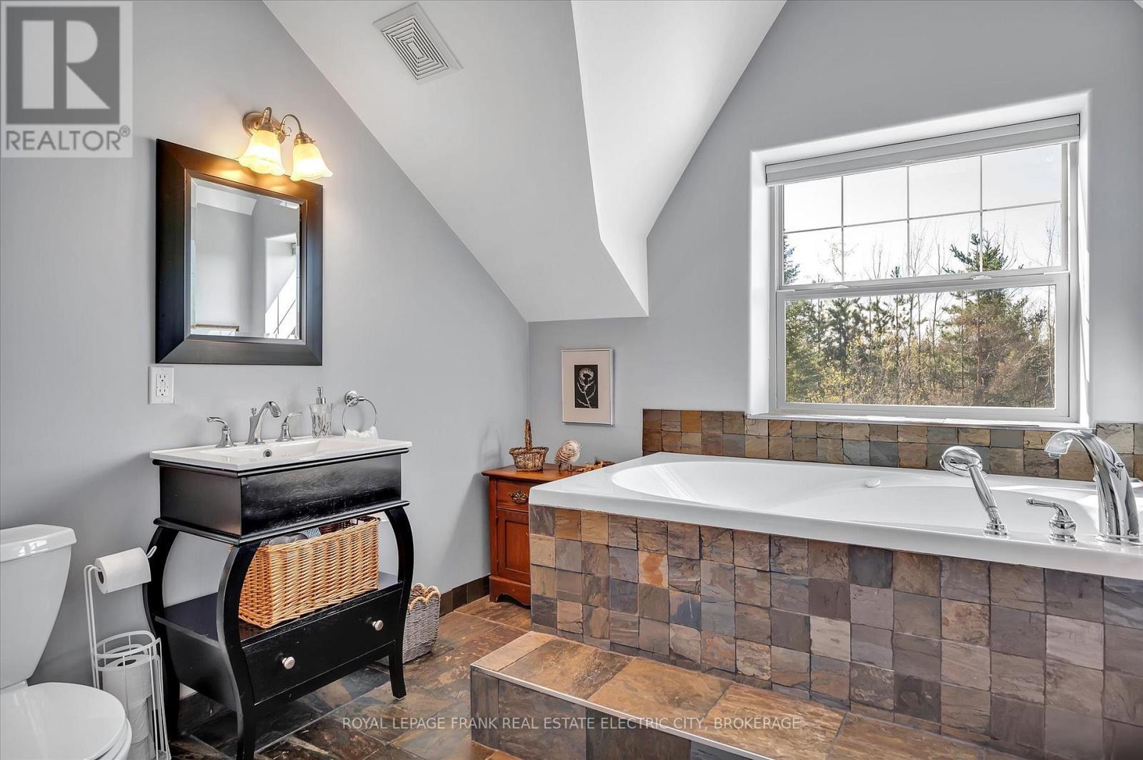 












369 DOUGLAS ROAD

,
Douro-Dummer,




Ontario
K0L3A0

