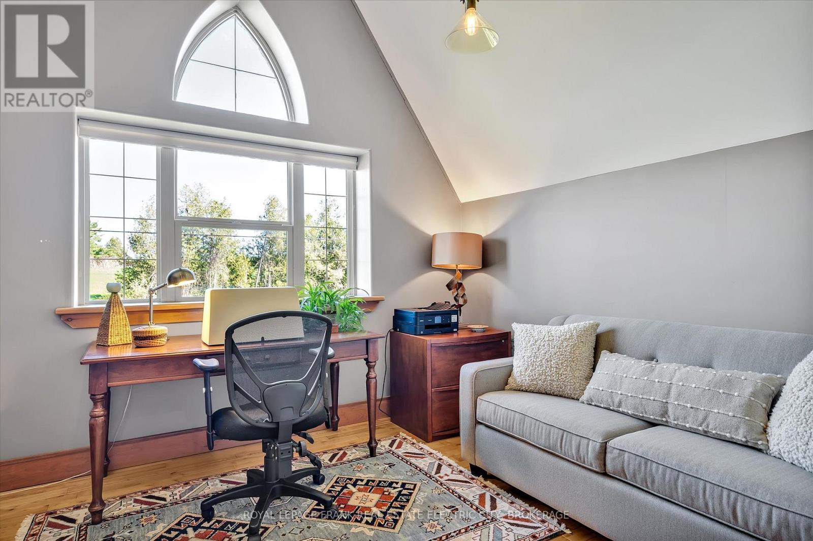 












369 DOUGLAS ROAD

,
Douro-Dummer,




Ontario
K0L3A0

